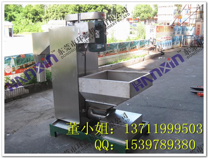 銷售廢舊塑料脫水機，廣東專業(yè)廢舊再生塑料脫水機機械生產(chǎn)廠家