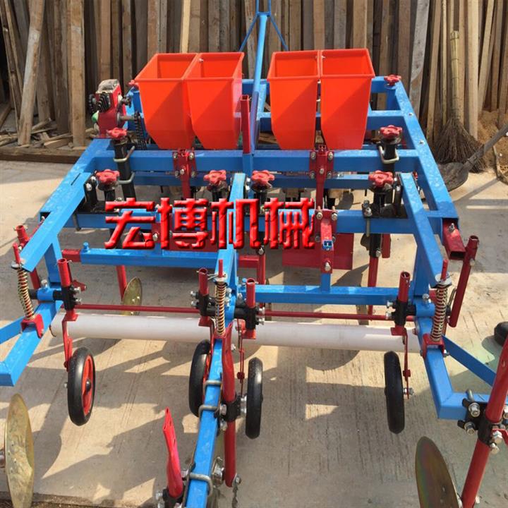 打藥覆膜機 玉米起壟施肥噴藥覆膜機
