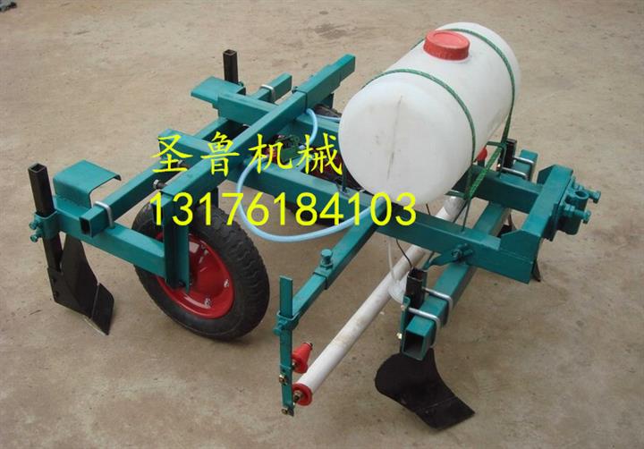 大蒜覆膜機(jī) 拖拉機(jī)帶動覆膜機(jī) 直銷噴藥覆膜機(jī)
