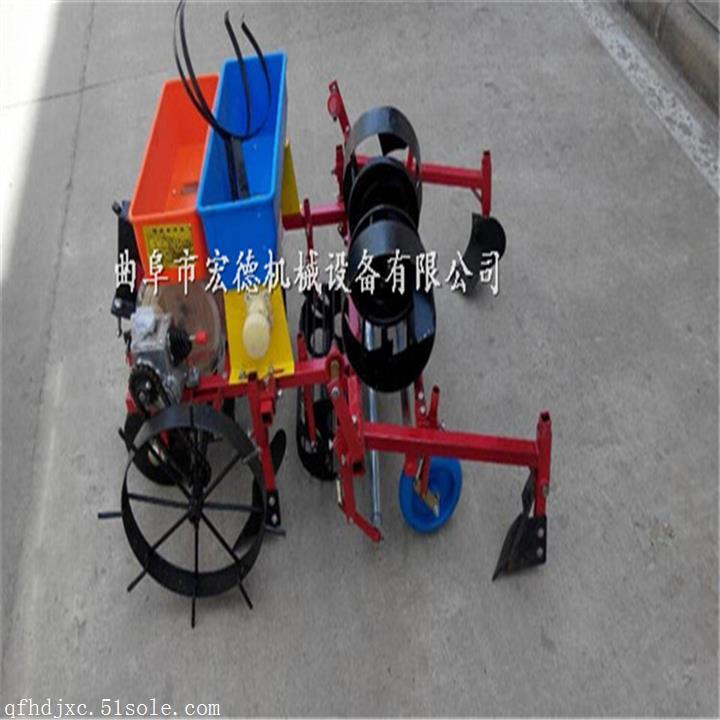 自動(dòng)覆膜機(jī) 手扶車帶噴藥覆膜機(jī) 花生玉米覆膜播種機(jī)