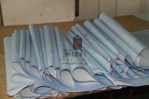 23標(biāo)書裝訂裝訂機(jī)購(gòu)買指南|四川數(shù)碼印刷第一品牌