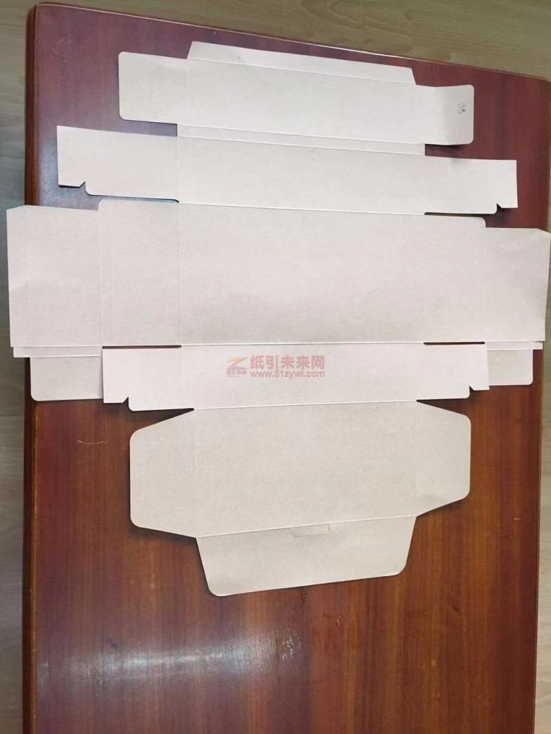 求購飛機盒
